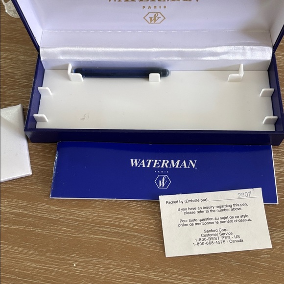 Waterman Expert Fountain Pen in Black with Gold Trim NEW - Picture 12 of 13